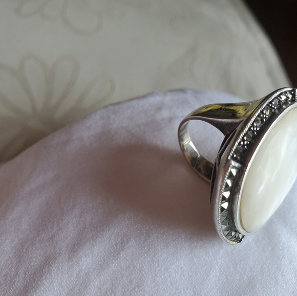 Jewelry - Picture 2 of 2